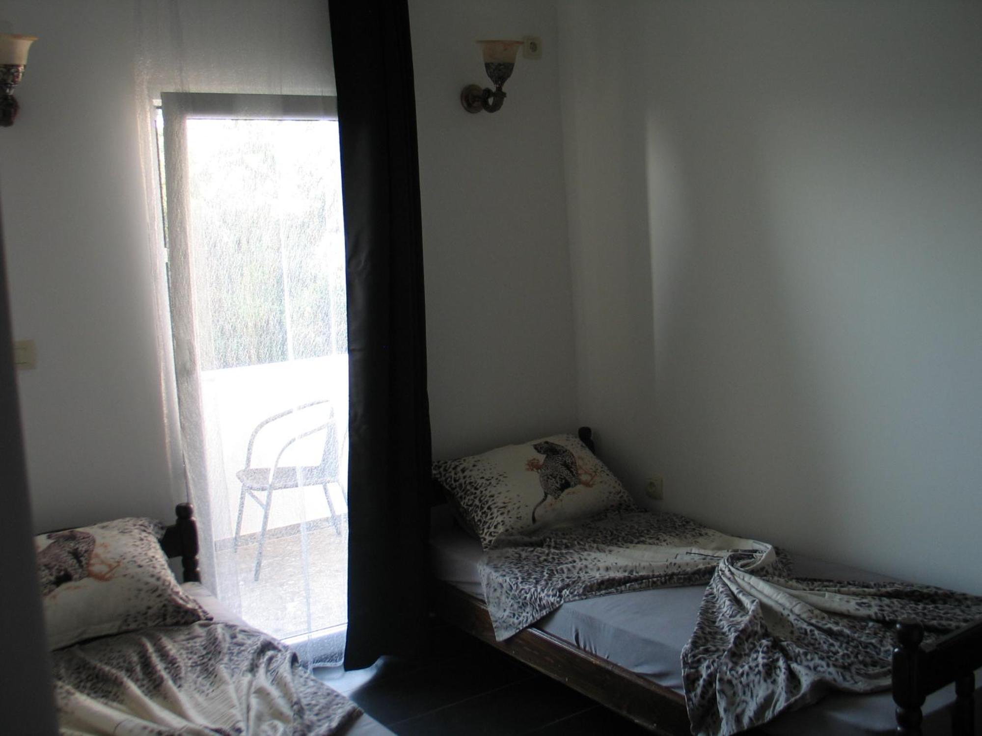 Guest House Dena Dobra Voda Rom bilde